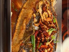 -鸣记脆皮烤鱼·海鲜烤鱼(亿合城店)