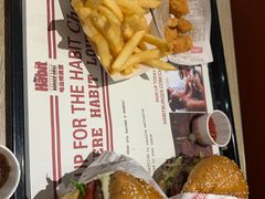 -The Habit Burger Grill 哈比特汉堡(爱琴海店)