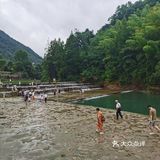 斜源共享小镇到此一游照