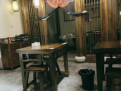 -聚汇三少·龙虾·中餐厅(莫邪路新天地店)
