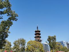 -龙华寺