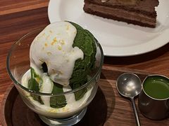 抹茶冰淇淋佐日本柚子-HOLIDAY休日(后田垟巷店)