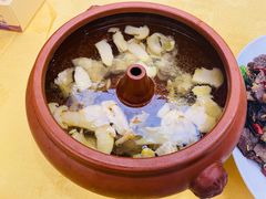 松茸汽锅鸡-蝴蝶泉宾馆-中餐厅