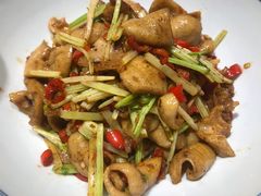 干鍋肥腸-谭姐邻里厨房(翠微店)