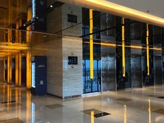 -上海龙之梦万丽酒店