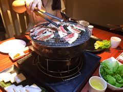 -山之屋炭火烧肉·生啤畅饮(大朗万科中央公园店)