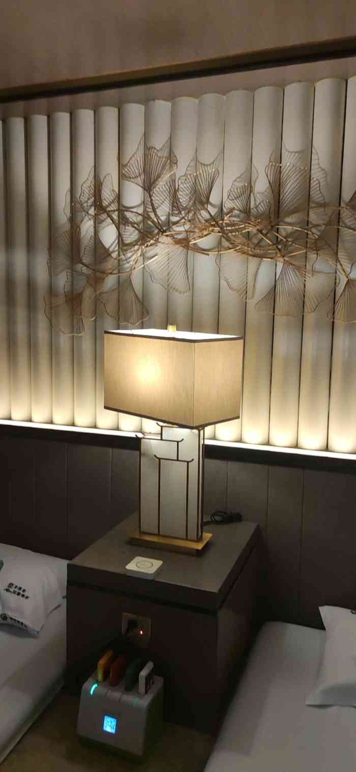 云中漫步 足疗养生会所(回龙湾店)-"位置就在回龙湾兰湖天公交站斜