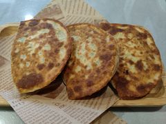 韭菜盒子-听涛雅苑百味饺子老家菜馆