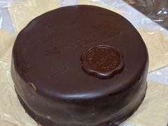 -Cafe Sacher(WIEN)