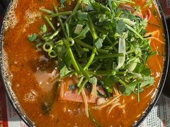 -肥汁米蘭香港米线(宁波路总店)