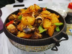 -撒拉人家.酸菜牦牛肉火锅