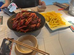 -巴厘龙虾·榜首油焖大虾(音乐学院·沿江酒馆店)