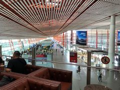 宇宙末端的餐厅-首都机场t3-c国航两舱休息室