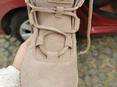 -UGG(燕莎奥特莱斯购物中心店)