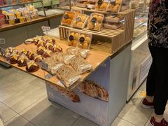 面包甜点陈列柜-BreadTalk面包新语·烘焙蛋糕(领展购物广场店)