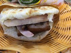 -生活本该如此北京小馆(周庄嘉园店)