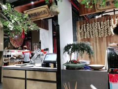 -味舵主重庆火锅(邓尉路店)