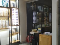 -LOGO眼镜·蔡司品牌折扣店(龙华清湖店)