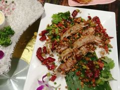 -忘忧草融合私房菜(红鼎国际店)