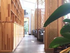 -谷咖啡·鲜花绿植花园餐厅