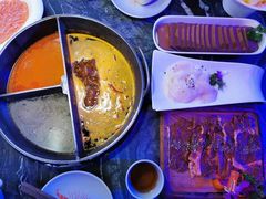 -热火朝天鲜切牛肉火锅(南强街巷店)