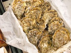 -HIHE Bistro·Oyster Bar(华熙live店)