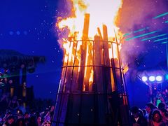 -北戴河碧螺塔海上酒吧公园