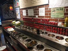 自助调料区-袍哥码头老火锅(横岗分店)