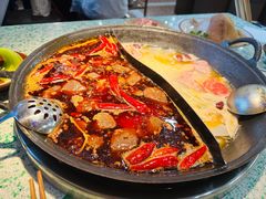 -鸿姐老火锅(疁城新天地店)