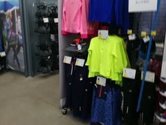 -迪卡侬(观山店)