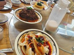 -蓝田九大碗民俗食府(蓝田店)