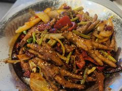 -休记光头香辣蟹干锅店(衣冠庙店)