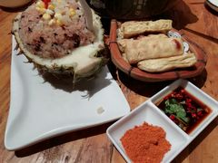 -老滇山寨•云南特色菜•地方菜•民族风情歌舞表演(金碧店)