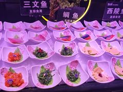 -领鲜活海鲜榴莲自助火锅(东门店)