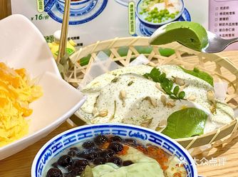 在广州平正靓的老店糖水铺………