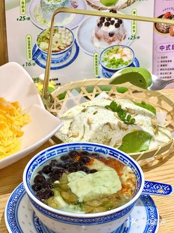 在广州平正靓的老店糖水铺………