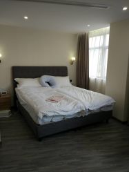 -海豚湾高端月子会所(黄浦店)