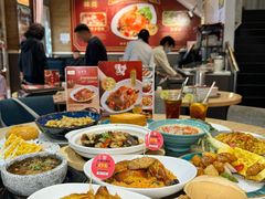 -滋味满屋美食坊(上海街店)
