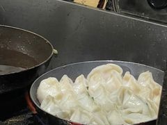 -无名氏宵夜小摊(祝家三姐妹馄饨店)