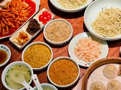 -裕兴记•蟹黄面馆(人民广场店)