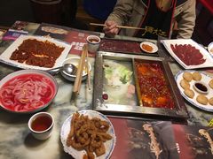 -月满大江火锅(总府路店)