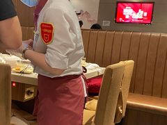 -海底捞火锅鲜切牛肉主题店(长寿路店)