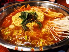 -军硕烤肉·部队火锅(二七万达店)