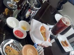 -瑞吉酒店·The Drawing Room闲逸廊·云端下午茶·夜奢Whiskey