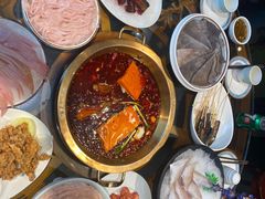 -小天鹅火锅·一线江景洪鼎旗舰店(洪崖洞店)