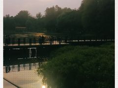 -麓湖高尔夫球俱乐部