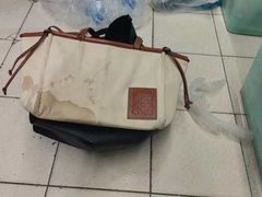 -京伟修鞋洗鞋奢侈品皮具护理店