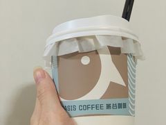 香草拿铁-Oasis coffee燕谷咖啡(公信店)