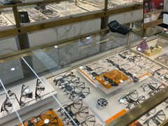 -世纪大明眼镜·林德伯格·蔡司官方授权店(武昌旗舰店)