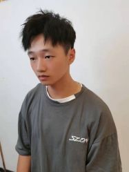 -V8潮牌·接发烫染连锁